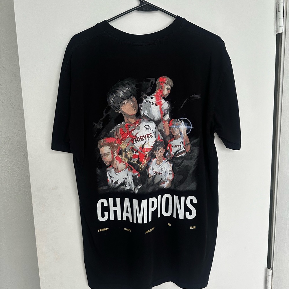 Men’s 100 Thieves LCS shirt